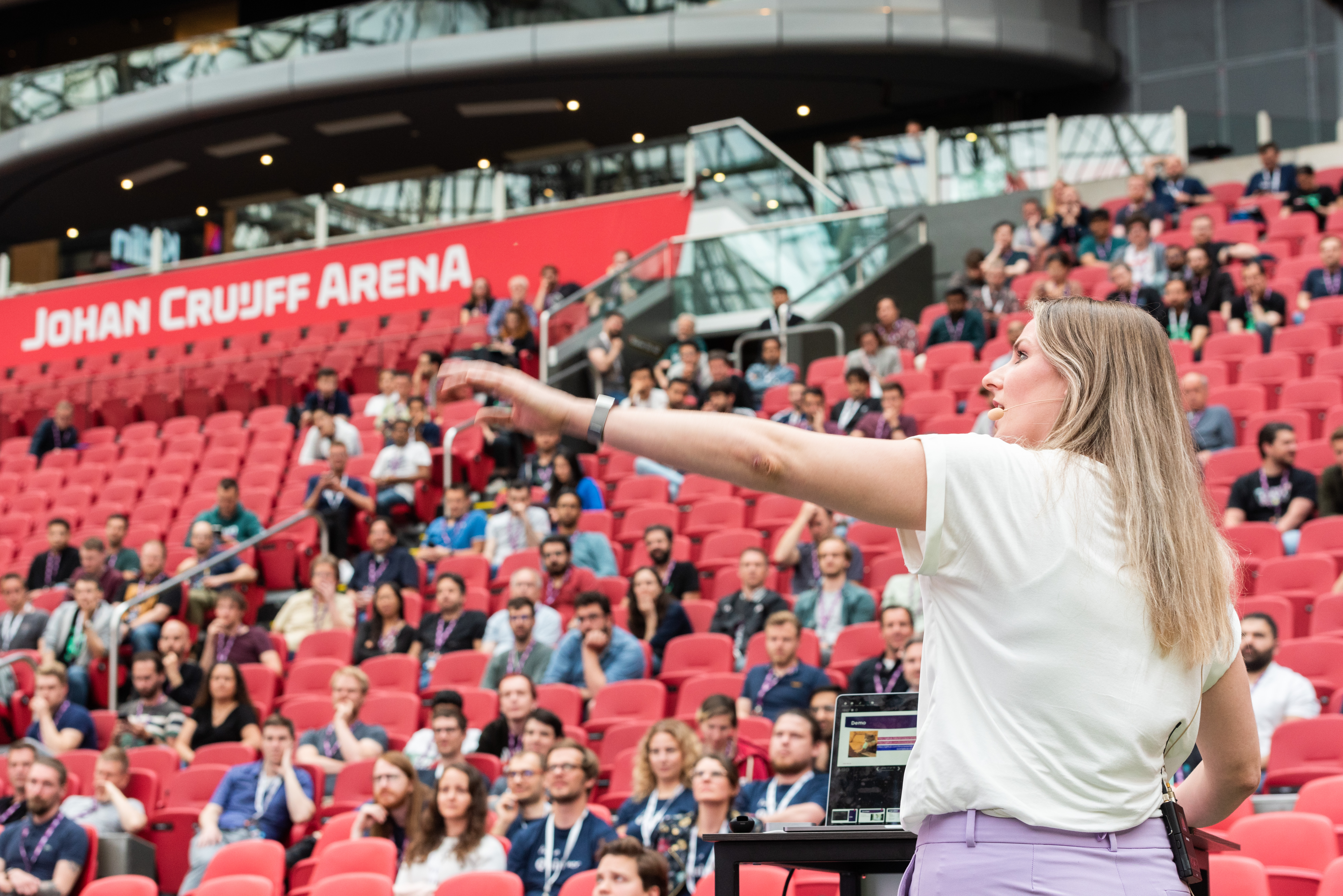 Simone de Gijt — speaking at a Kotlin Dev Day